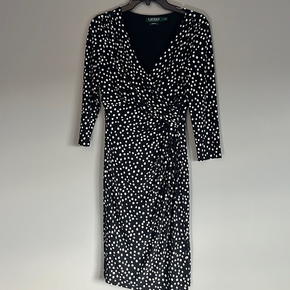 Lauren Ralph Lauren Dresses & Skirts - Lauren by Ralph Lauren black and white wrap dress Size 6 EUC
